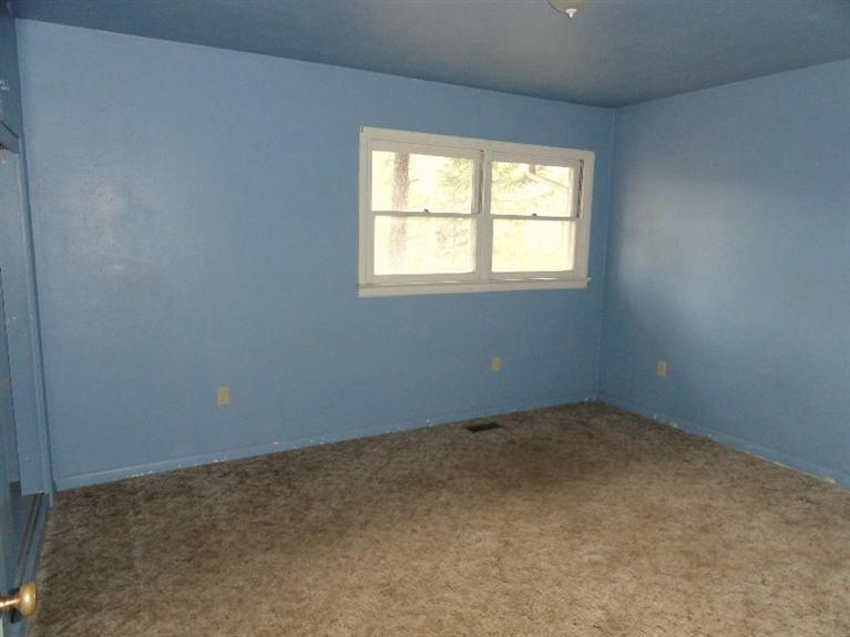 8901 Azalea-Glen Road Glendale, OR 97442 - Photo 22 of 35 Additional Photo