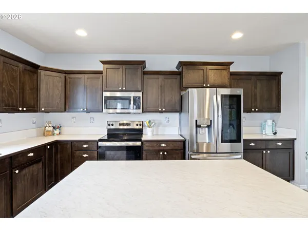 $550,000 | 5290 Squirrel Street, Springfield, OR 97478