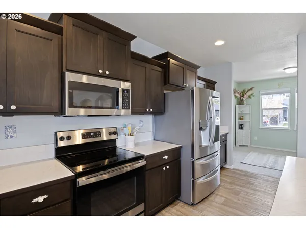 $550,000 | 5290 Squirrel Street, Springfield, OR 97478