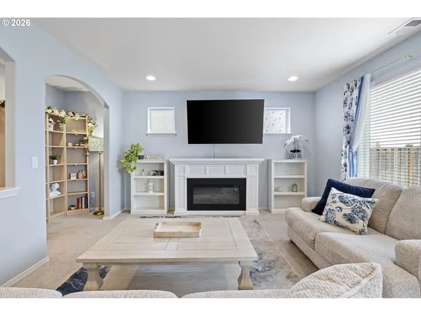 $550,000 | 5290 Squirrel Street, Springfield, OR 97478