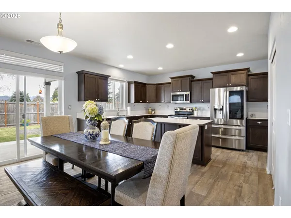 $550,000 | 5290 Squirrel Street, Springfield, OR 97478