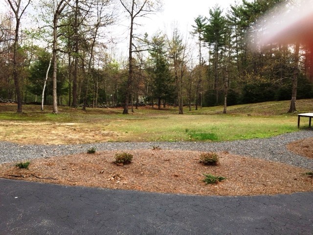 18 Clifton Road Bedford, NH 03110 - Photo 4 of 4 Gallery Image 4