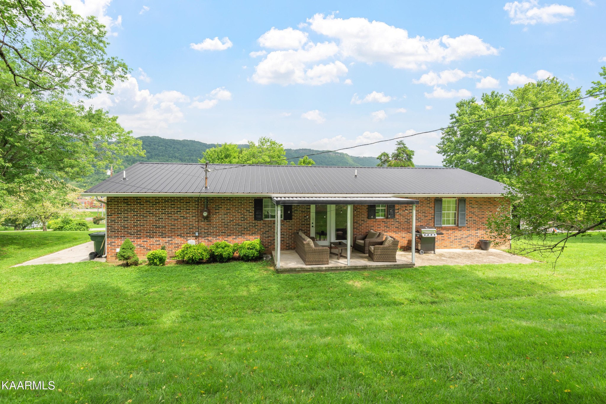 110 Campbell Road La Follette, TN 37766 - Photo 31 of 40 Gallery Image 31