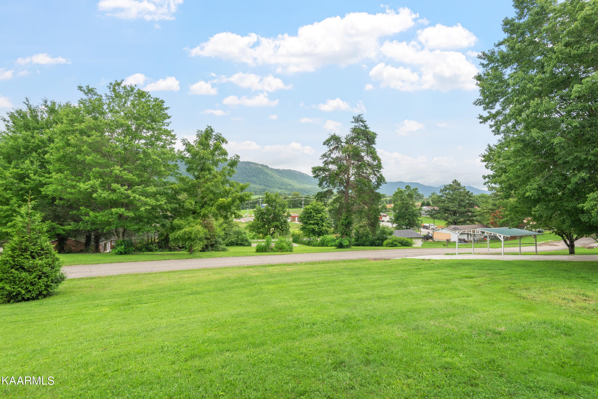110 Campbell Road La Follette, TN 37766 - Photo 7 of 40 Gallery Image 7