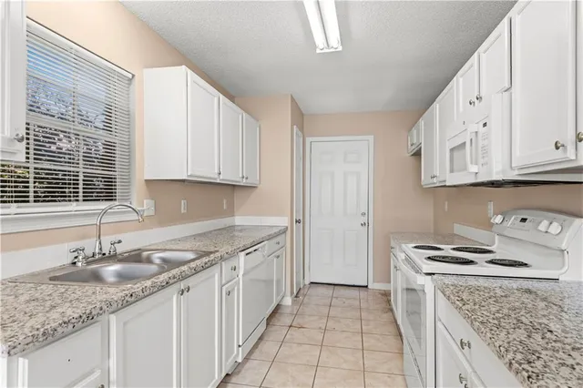 $1,700 | 2205 Greenwood Drive, Laplace, LA 70068