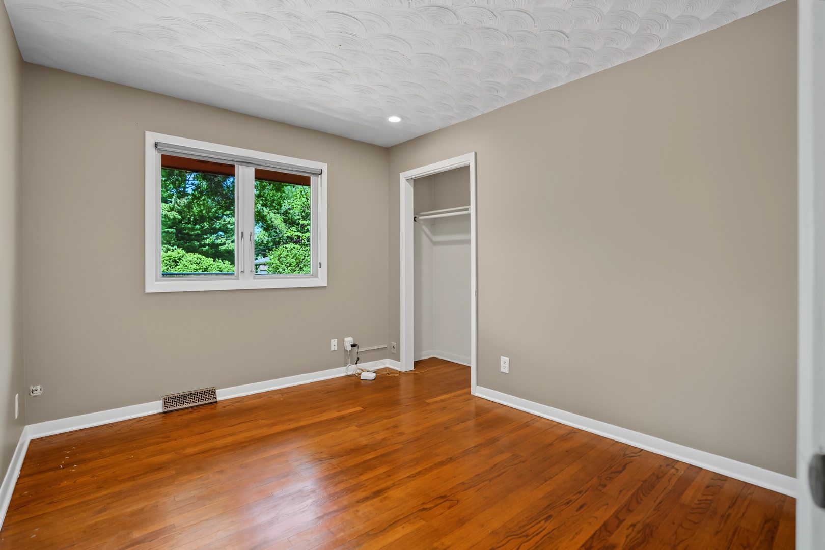 2606 Fairhaven Road Davenport, IA 52803 - Photo 18 of 25