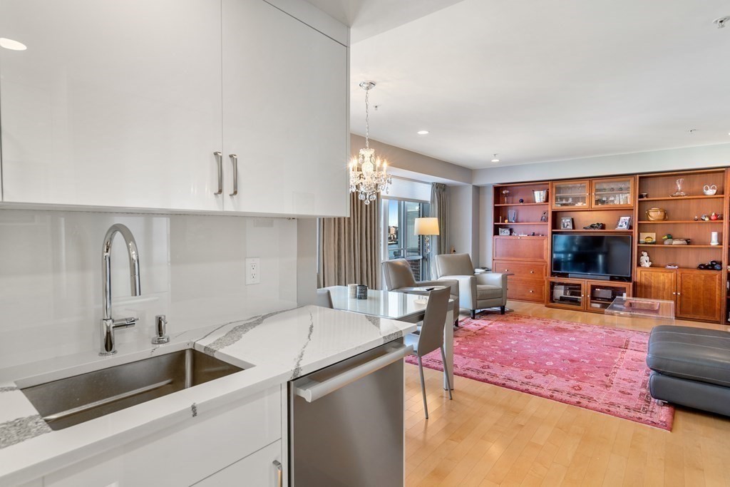 197 8th Street, Unit 705 Boston, MA 02129 - Photo 11 of 31
