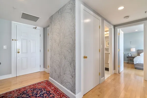 $1,099,000 | 197 8th Street, Unit 705, Boston, MA 02129