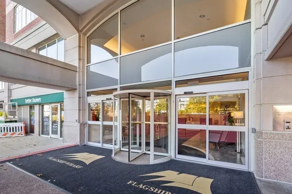 $1,099,000 | 197 8th Street, Unit 705, Boston, MA 02129