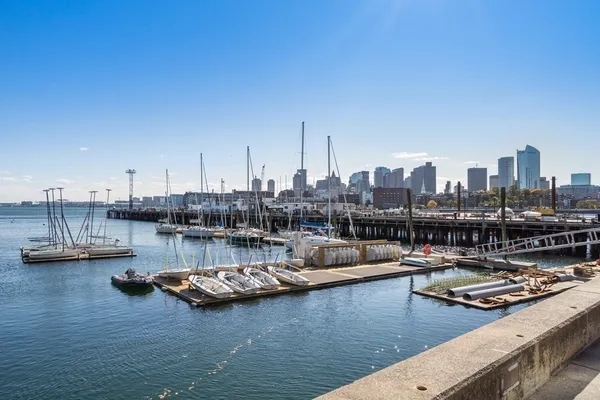 $1,099,000 | 197 8th Street, Unit 705, Boston, MA 02129