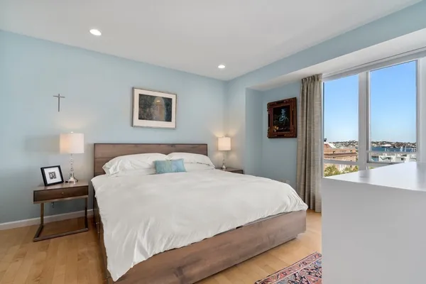 $1,099,000 | 197 8th Street, Unit 705, Boston, MA 02129