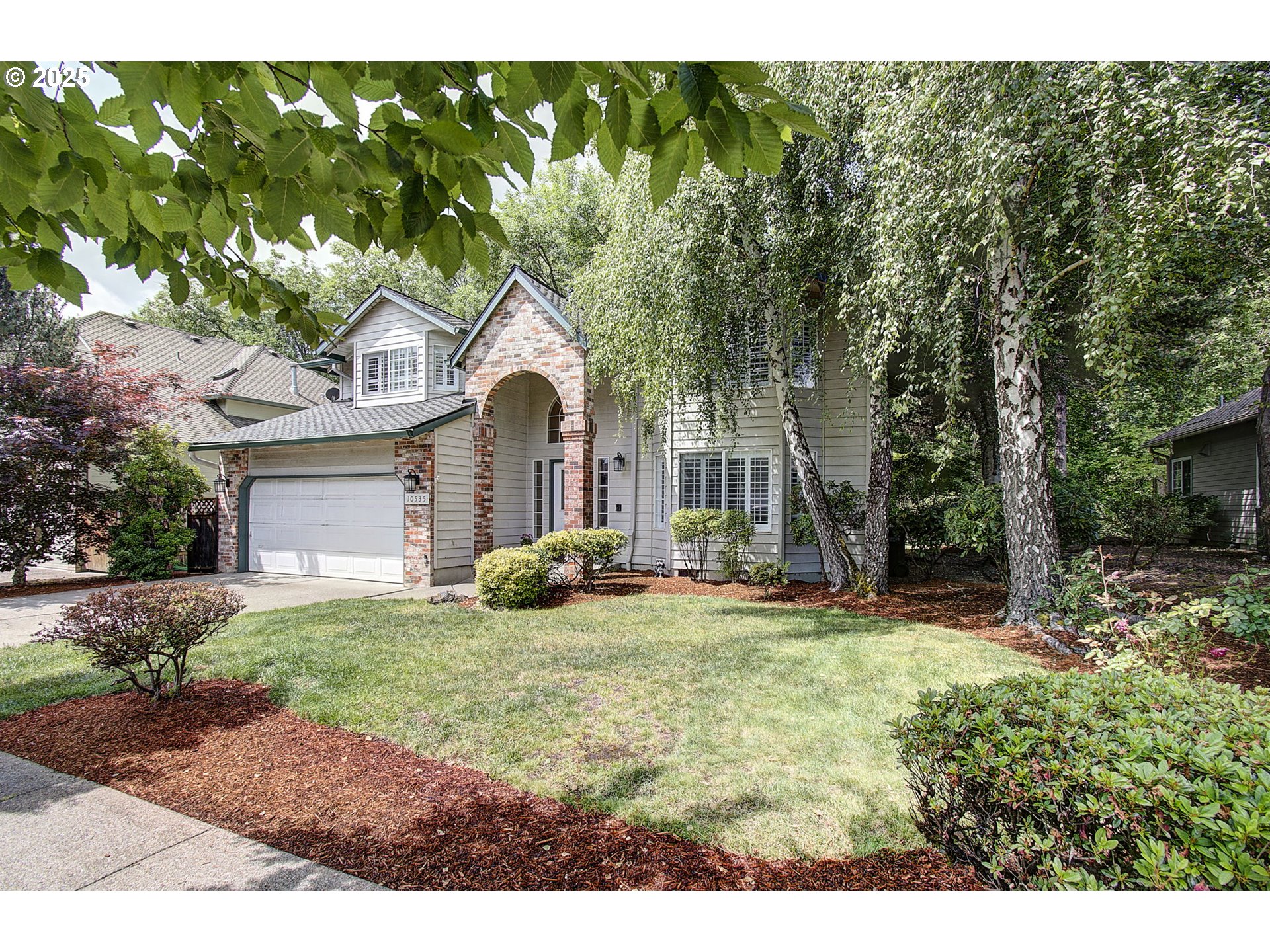 10535 Southwest 135th Avenue Beaverton, OR 97008 - Photo 2 of 37