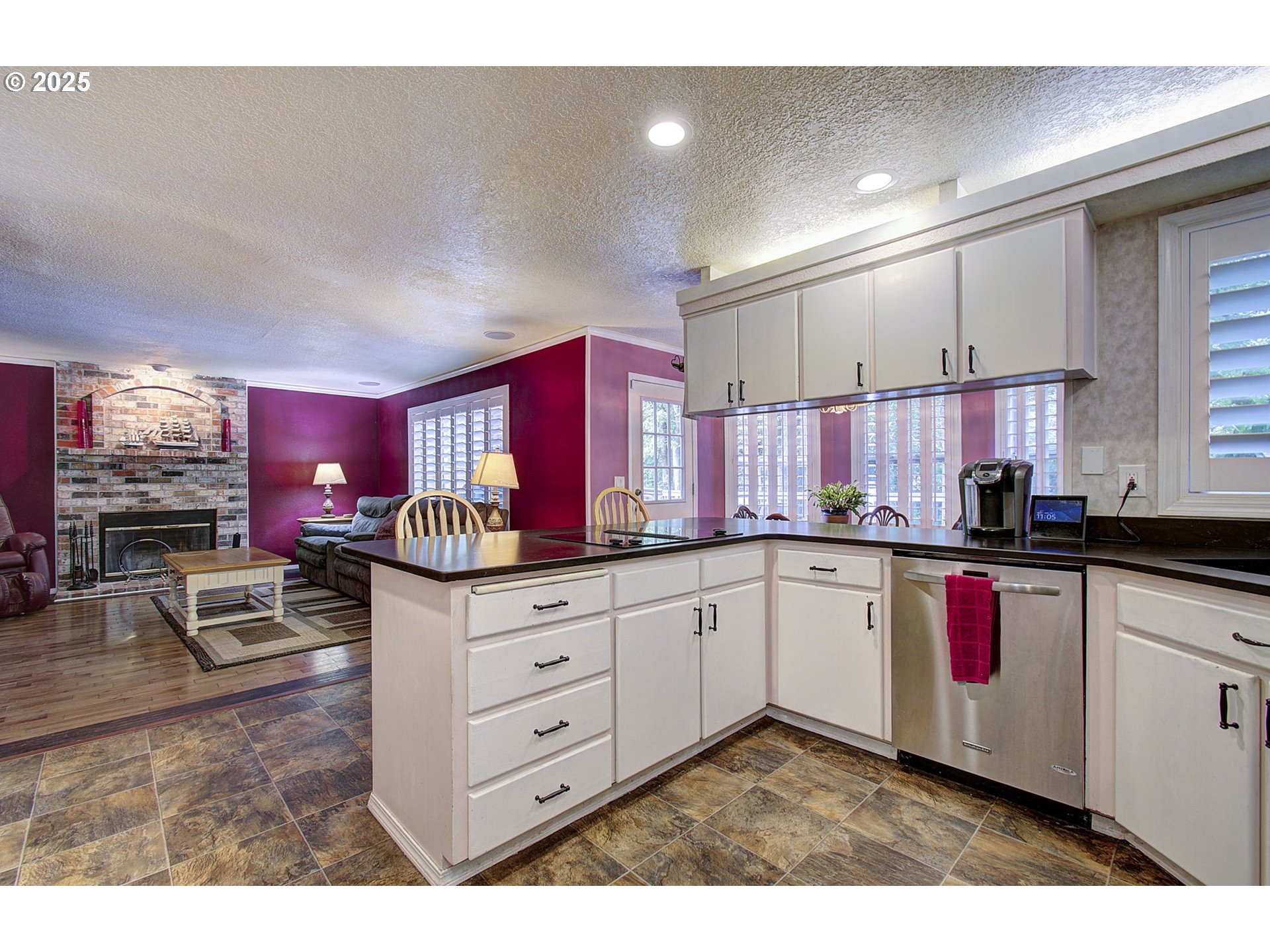 10535 Southwest 135th Avenue Beaverton, OR 97008 - Photo 23 of 37