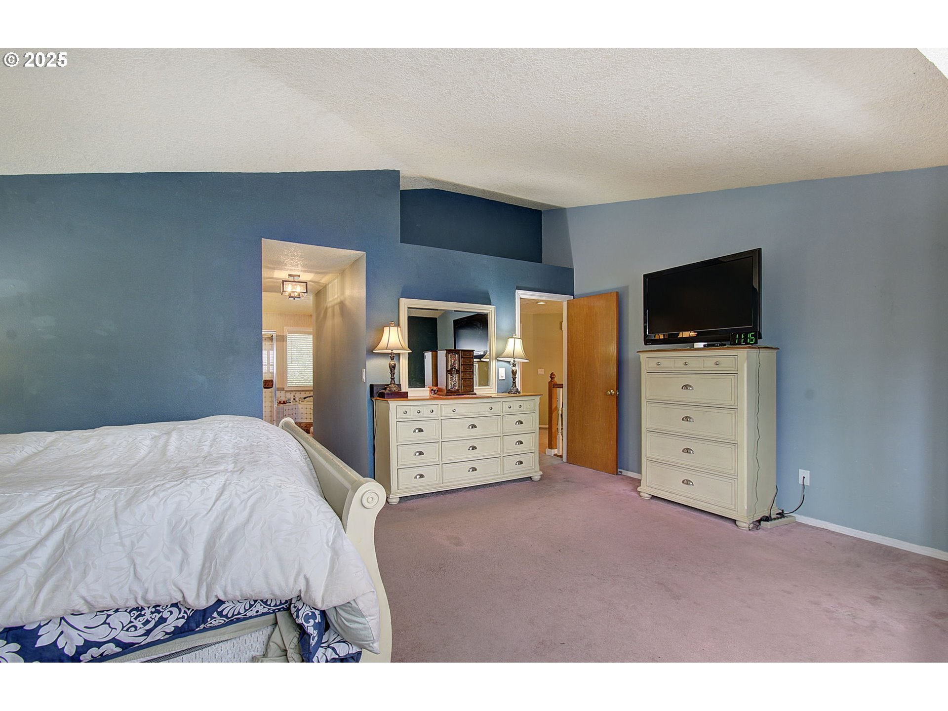 10535 Southwest 135th Avenue Beaverton, OR 97008 - Photo 28 of 37