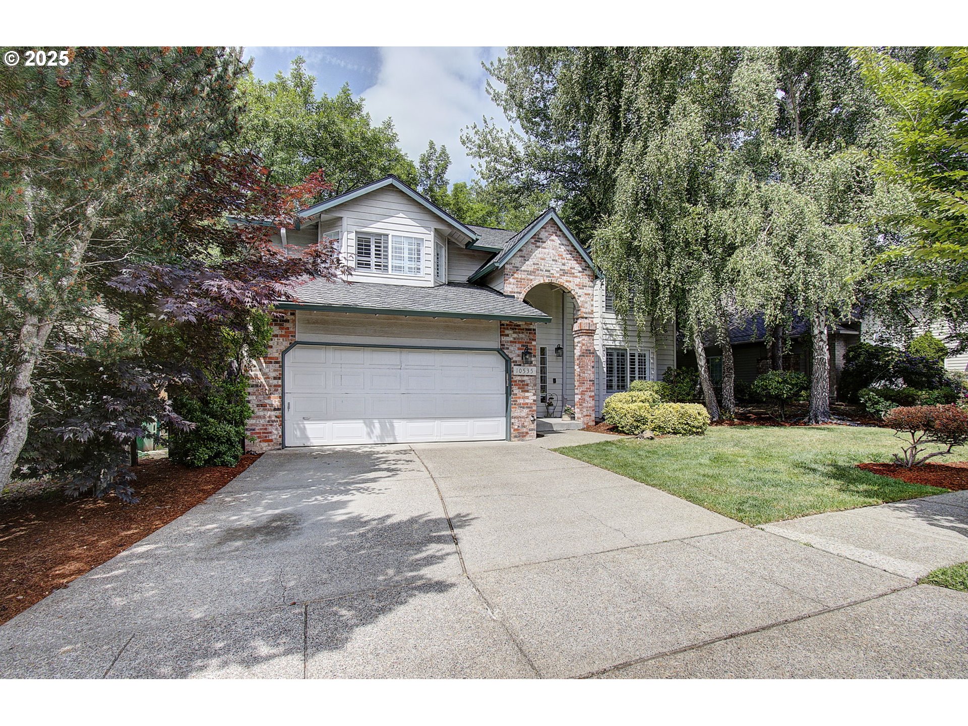 10535 Southwest 135th Avenue Beaverton, OR 97008 - Photo 3 of 37