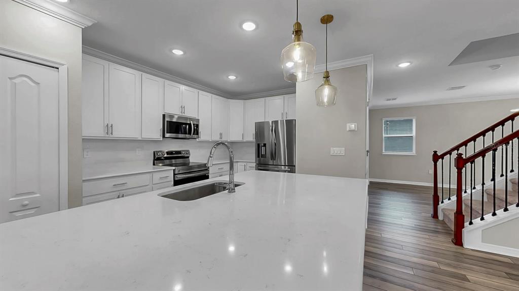 8346 Abalone Loop Palmetto, FL 34221 - Photo 20 of 64