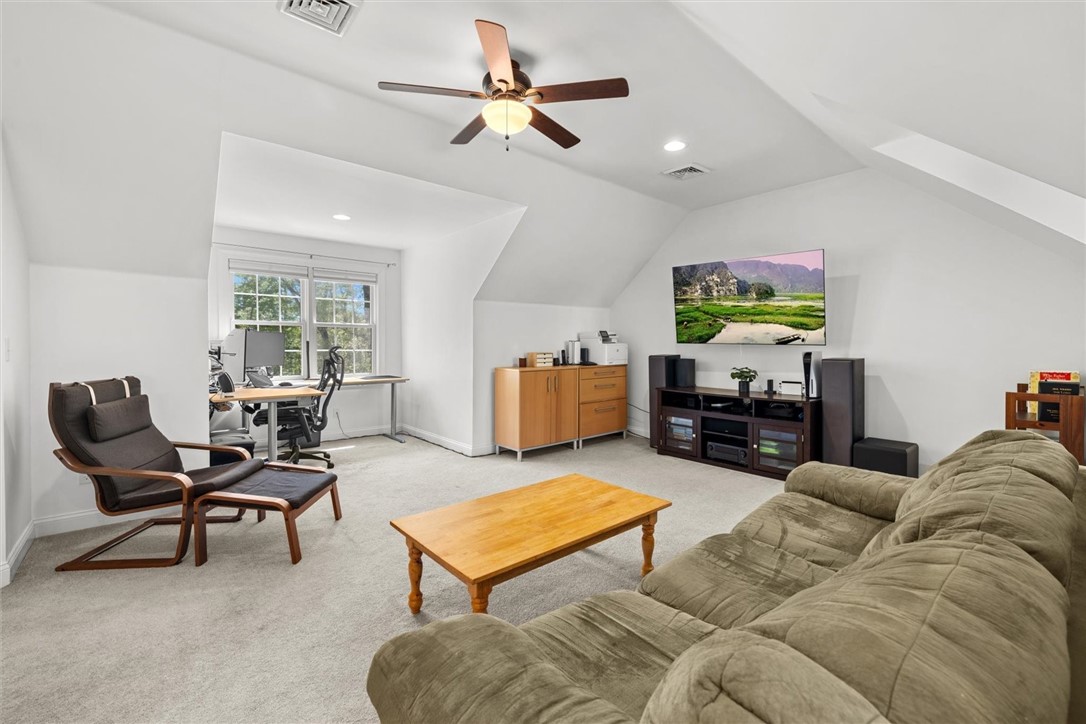 243 Cottrell Road Tiverton, RI 02878 - Photo 37 of 47