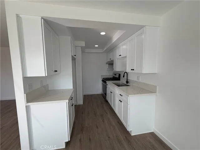 $380,000 | 1400 West Warner Avenue, Unit 42, Santa Ana, CA 92704