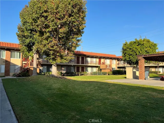 $380,000 | 1400 West Warner Avenue, Unit 42, Santa Ana, CA 92704