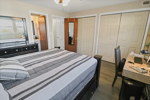 $1,750 | 22 North Pistakee Lake Road, Unit 2A, Fox Lake, IL 60020