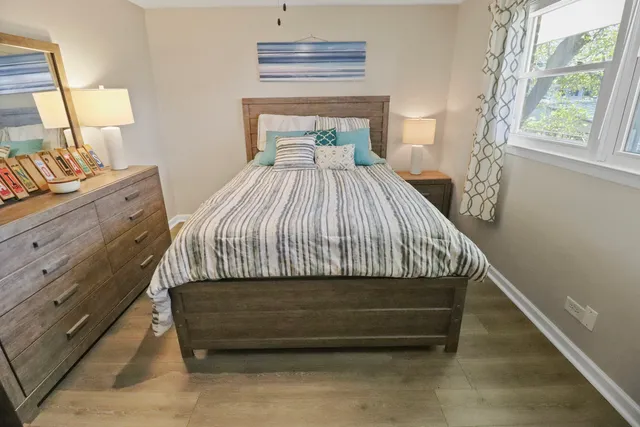 $1,750 | 22 North Pistakee Lake Road, Unit 2A, Fox Lake, IL 60020