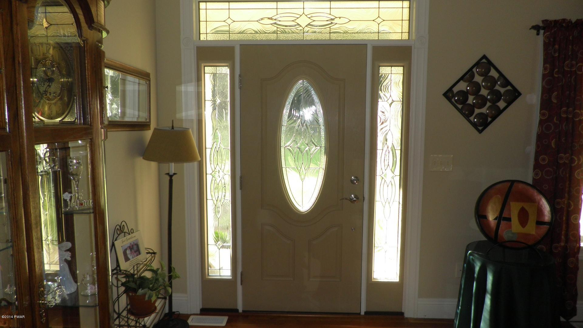 175 Meadow Ridge Acres Road Dingmans Ferry, PA 18328 - Photo 3 of 46 Gallery Image 3