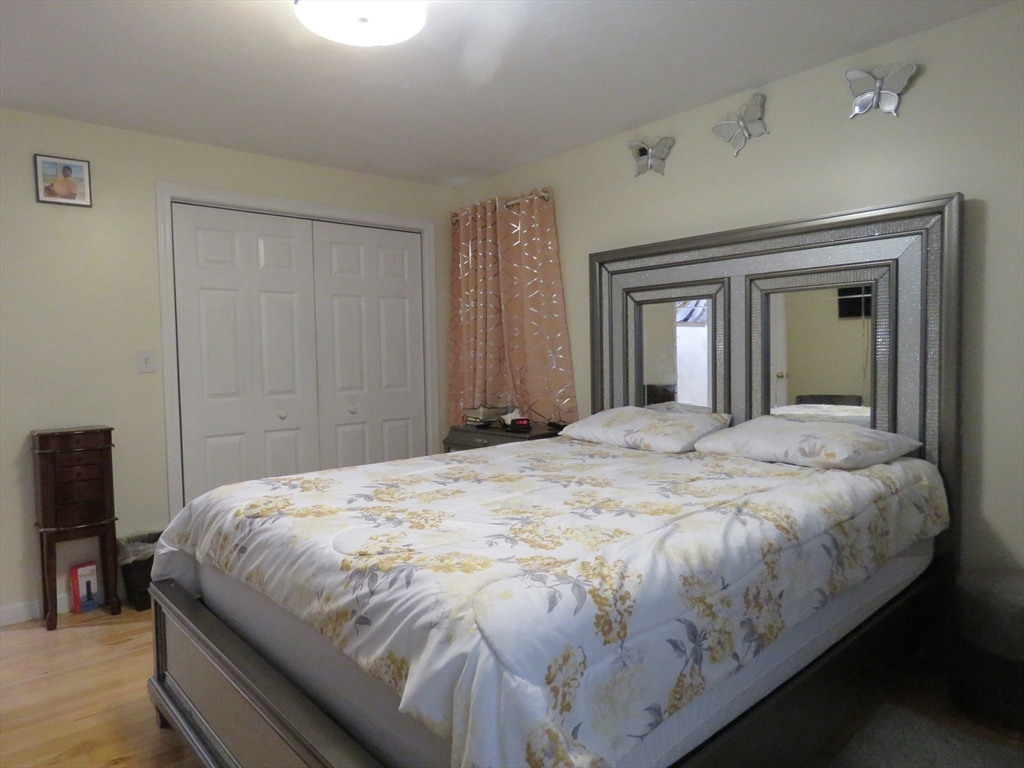 52 Ward Street Raynham, MA 02767 - Photo 12 of 34