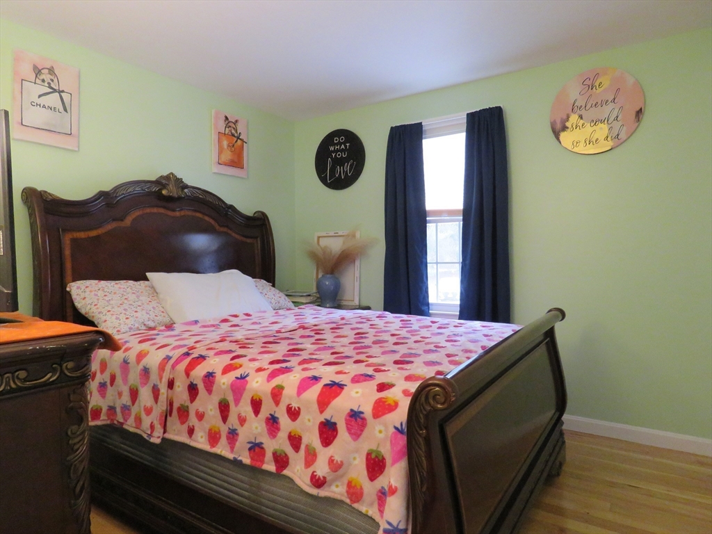 52 Ward Street Raynham, MA 02767 - Photo 15 of 34