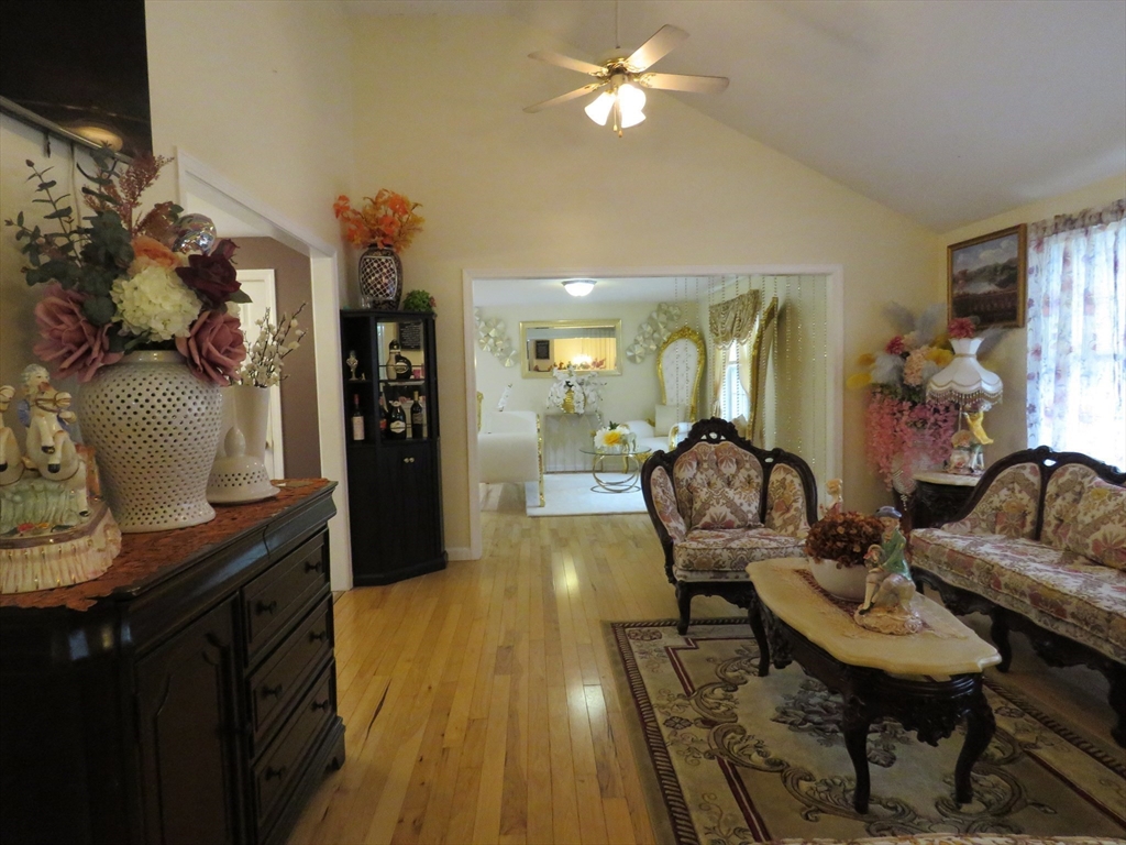 52 Ward Street Raynham, MA 02767 - Photo 6 of 34