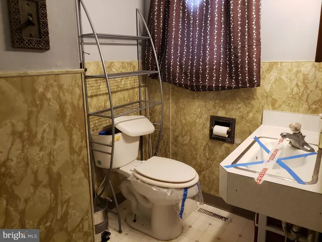 $295,000 | 262 Fairview Avenue, Quakertown, PA 18951