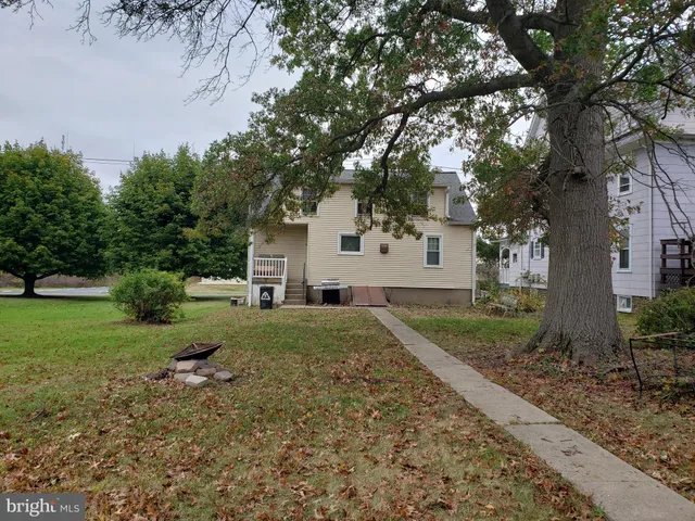 $295,000 | 262 Fairview Avenue, Quakertown, PA 18951