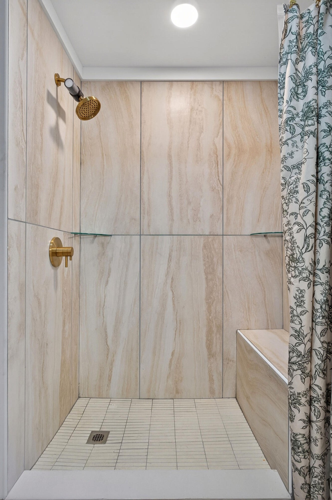 9388 Harrison Ferry Road McMinnville, TN 37110 - Photo 15 of 41 a bathroom with a shower