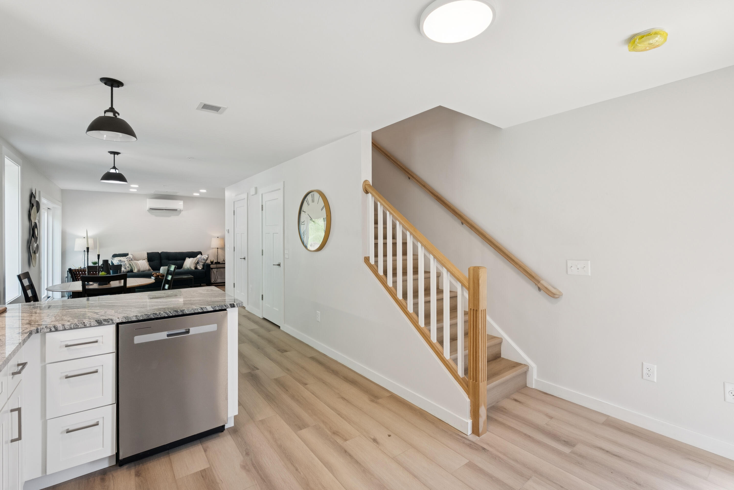 16 Cedar Bend, Unit 16 Boothbay, ME 04537 - Photo 10 of 36 Kitchen