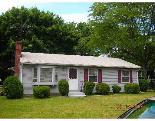38 Priscilla Road Woonsocket, RI 02895 - Photo 1 of 8 Exterior Front.