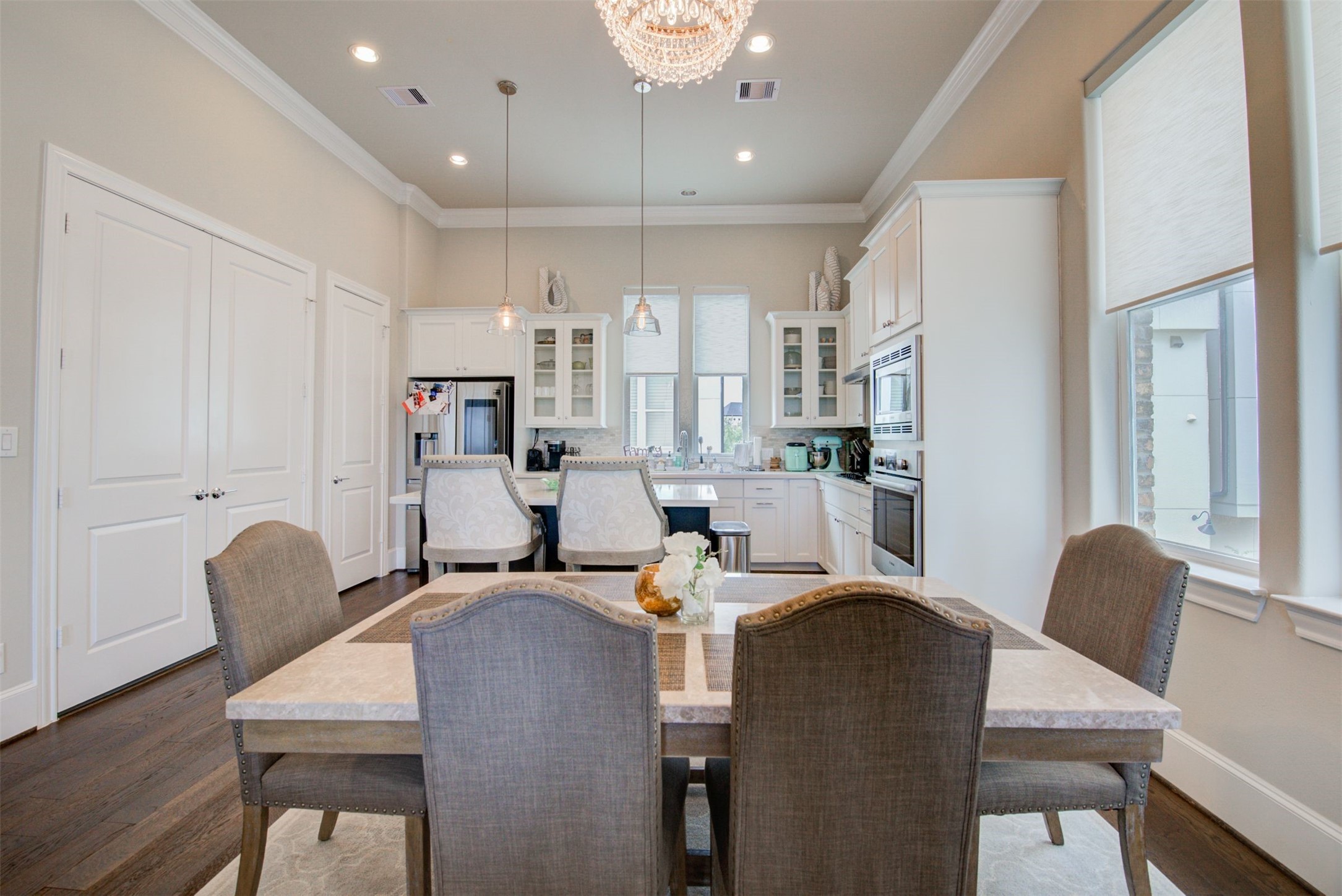 9664 Knight Road Houston, TX 77045 - Photo 11 of 33