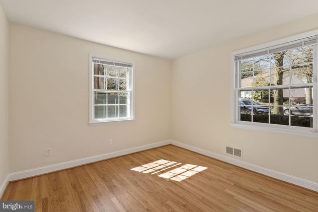 $1,152,500 | 6010 Corewood Lane, Bethesda, MD 20816