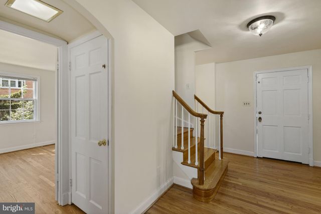 $1,152,500 | 6010 Corewood Lane, Bethesda, MD 20816