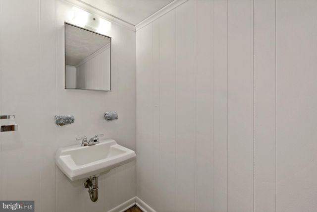 $1,152,500 | 6010 Corewood Lane, Bethesda, MD 20816