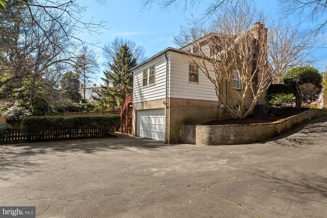 $1,152,500 | 6010 Corewood Lane, Bethesda, MD 20816