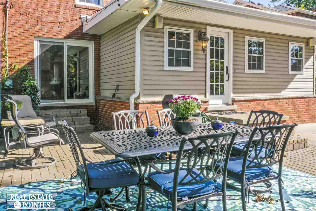 1887 Broadstone Road Grosse Pointe Woods, MI 48236 - Photo 34 of 41