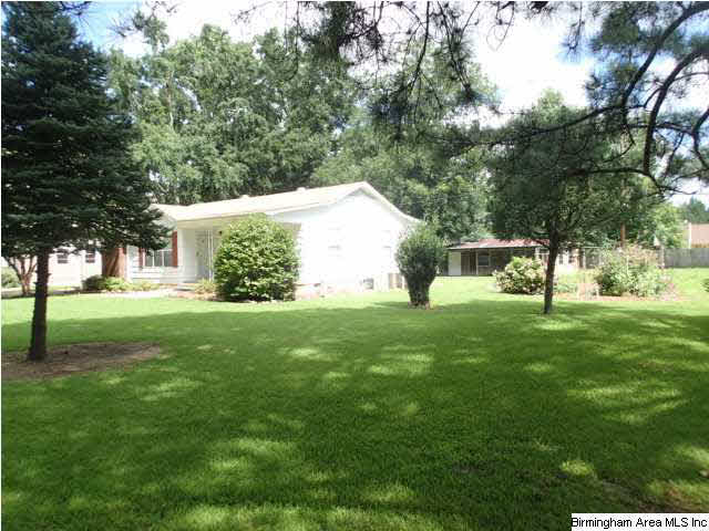 1108 Walnut Street West Sylacauga, AL 35150 - Photo 2 of 14