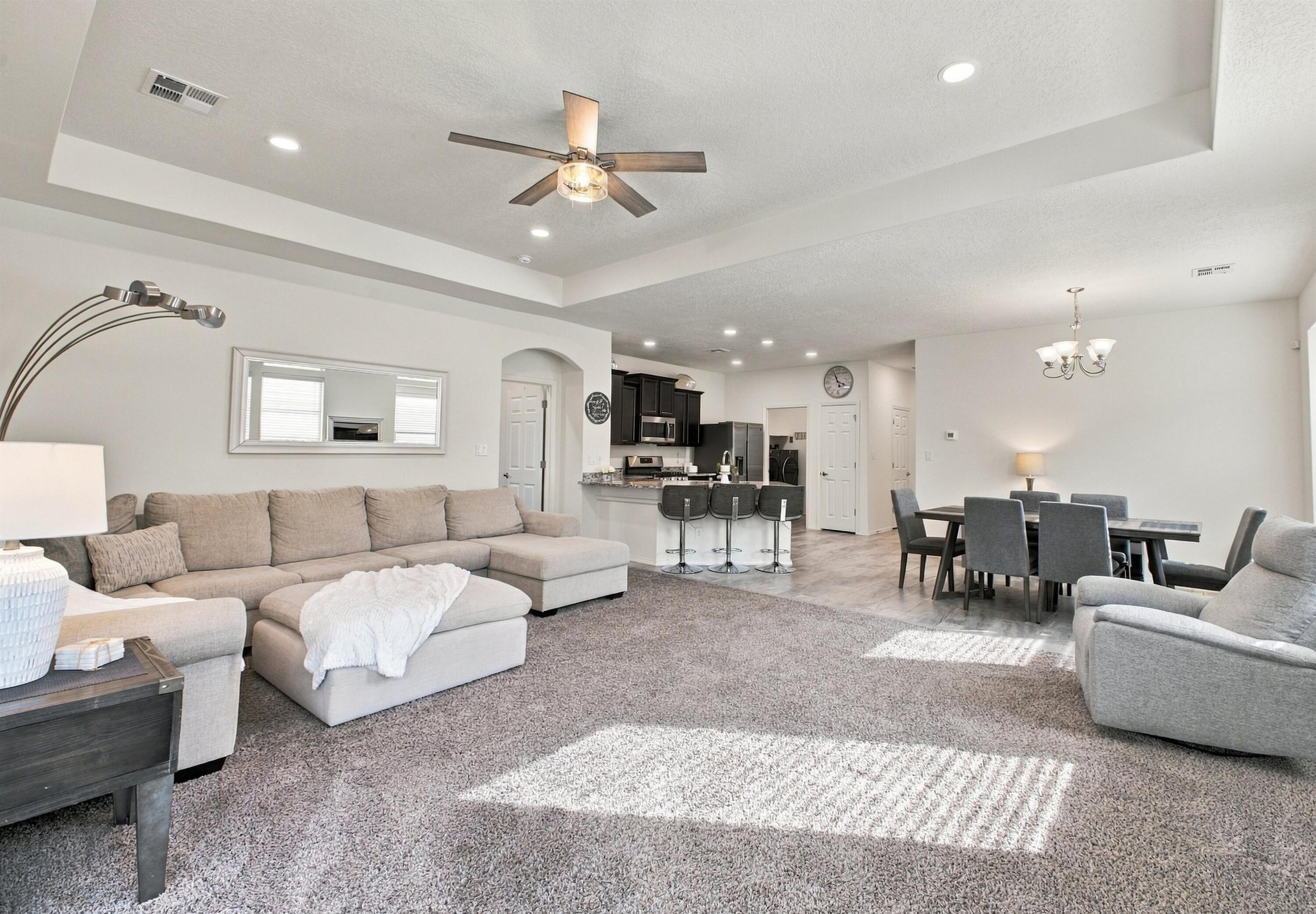 2610 Camino Plata Loop Northeast Rio Rancho, NM 87144 - Photo 6 of 31 Gallery Image 6