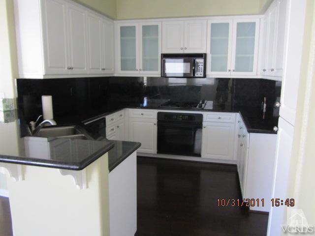4142 Felipe Lane, Unit D Simi Valley, CA 93063 - Photo 5 of 12 Additional Photo