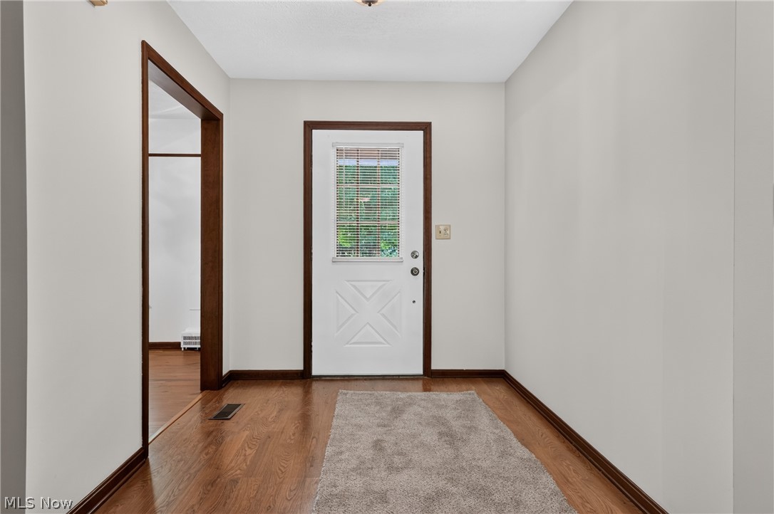 Front door foyer.