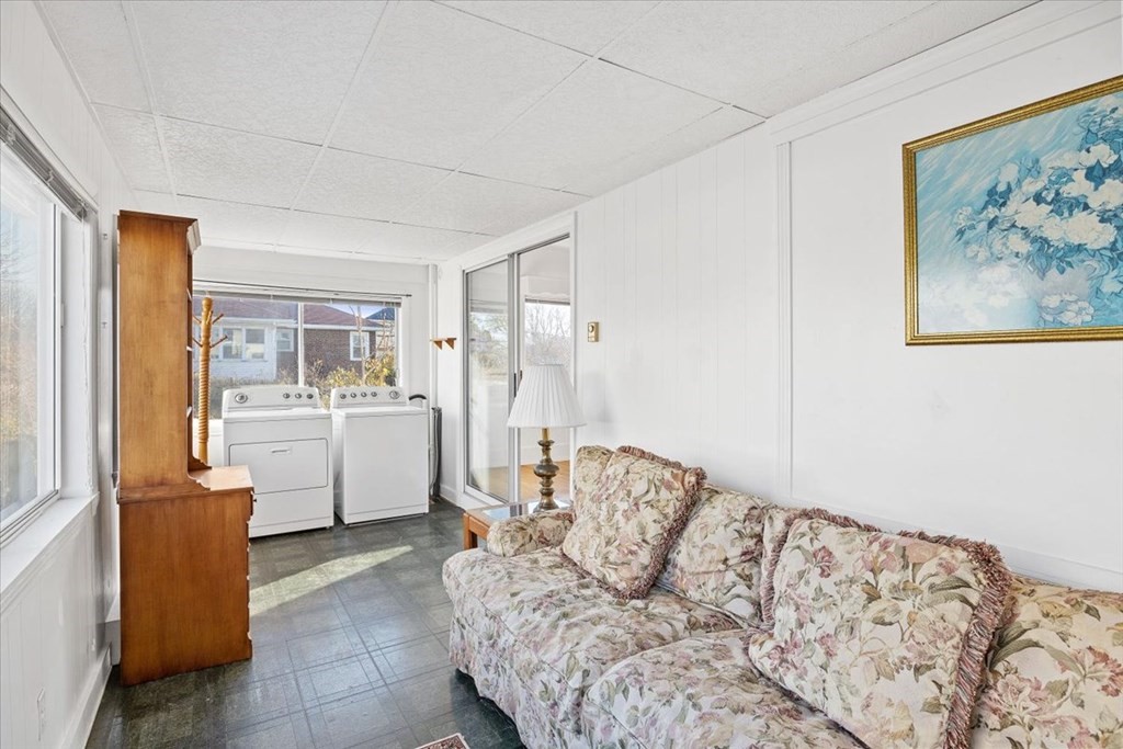 40 K Street Hull, MA 02045 - Photo 12 of 31 Gallery Image 12