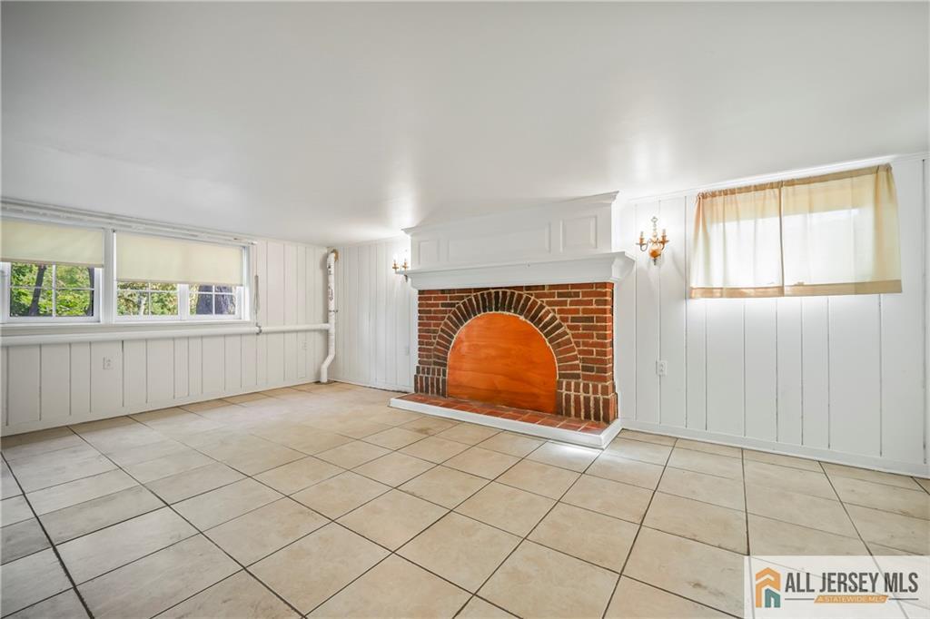 205 Ashland Road Middlesex, NJ 08846 - Photo 47 of 50 an empty room with windows