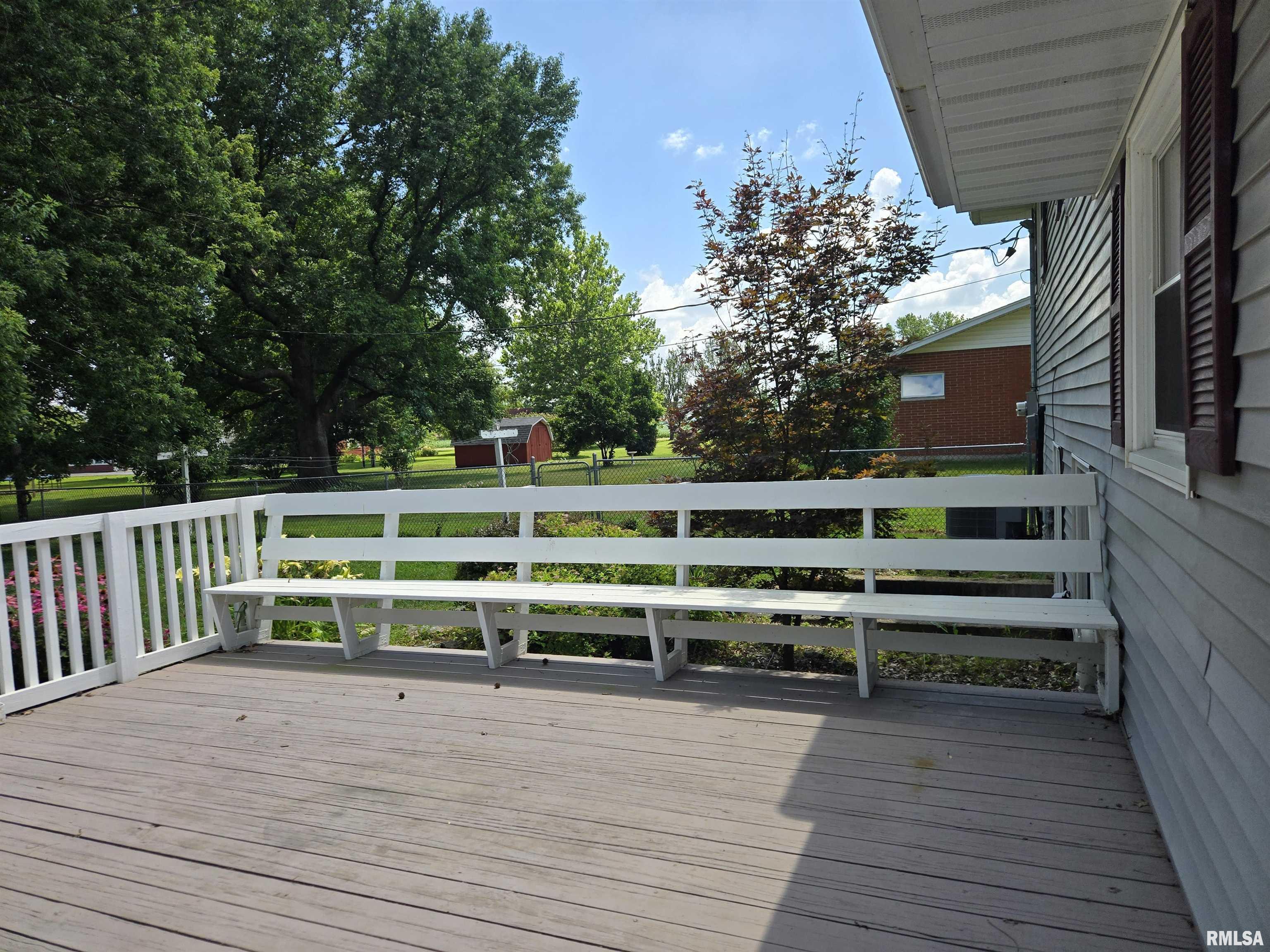 513 South Marion Street Carthage, IL 62321 - Photo 32 of 43