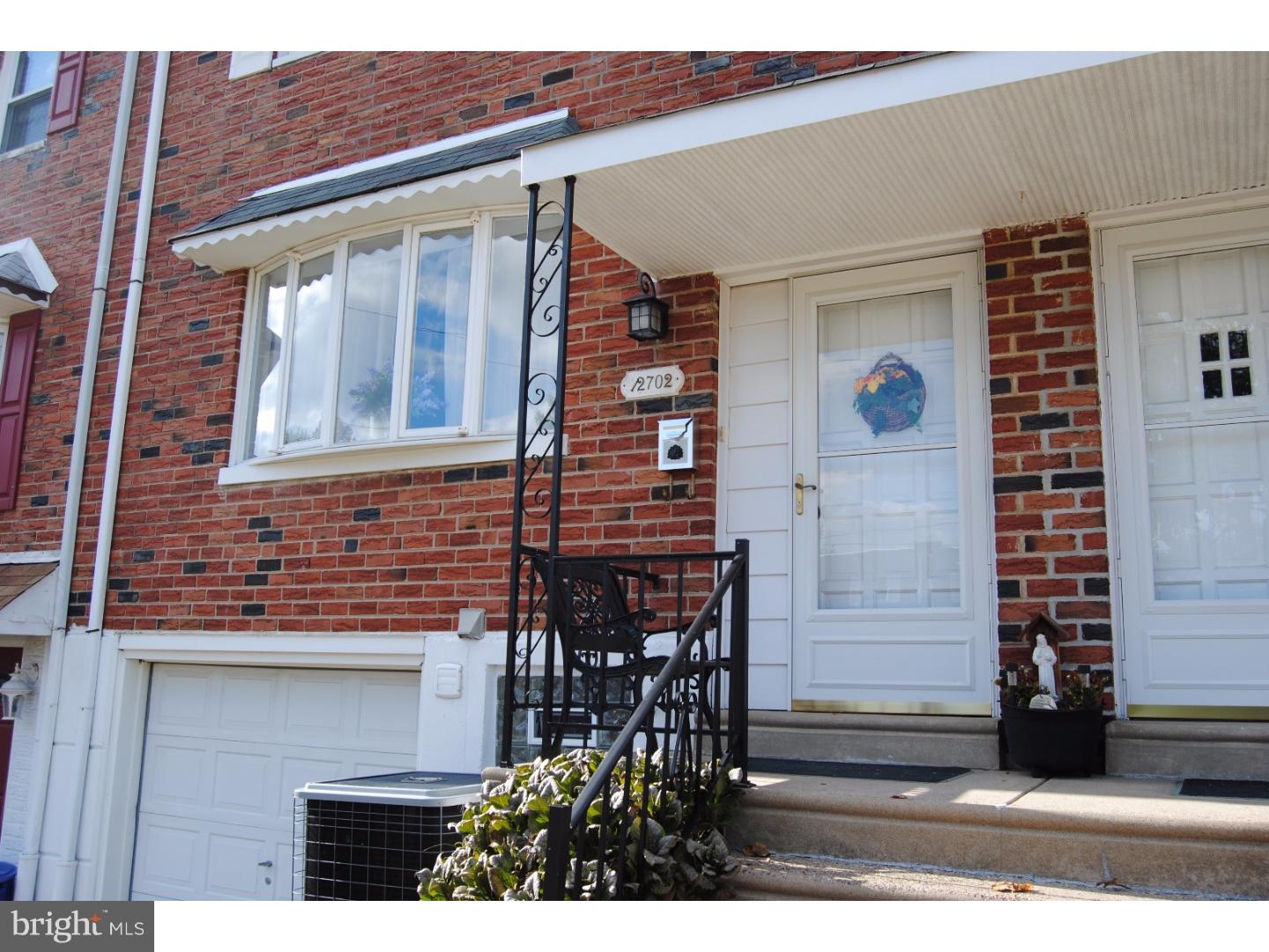 12702 Hollins Road Philadelphia, PA 19154 - Photo 2 of 19