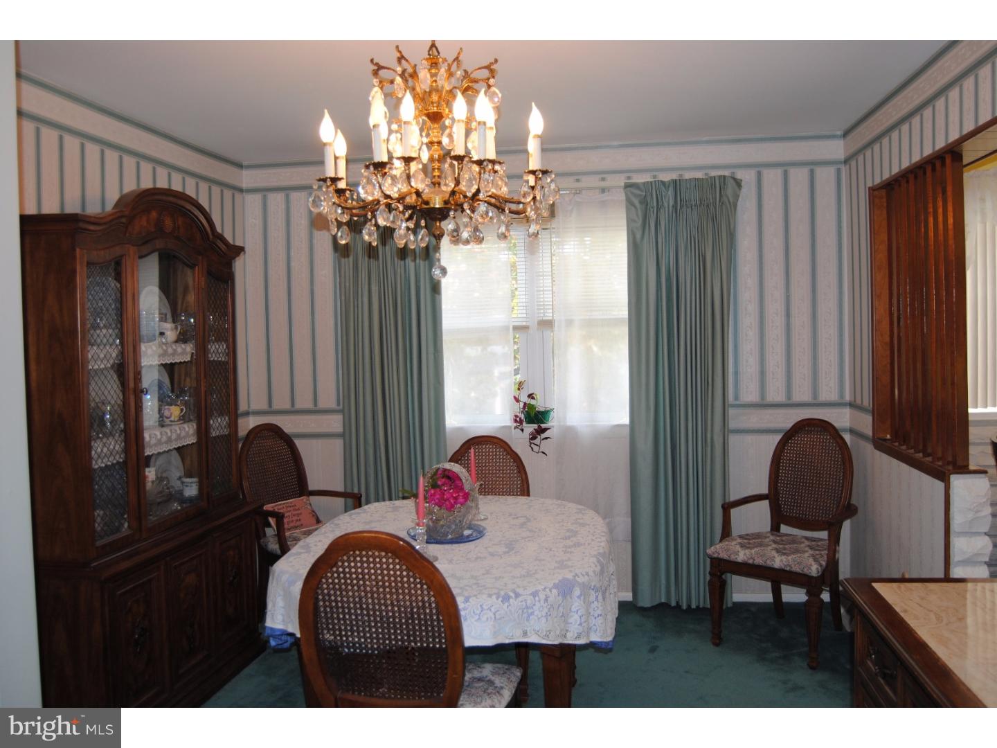 12702 Hollins Road Philadelphia, PA 19154 - Photo 8 of 19 Dining Room