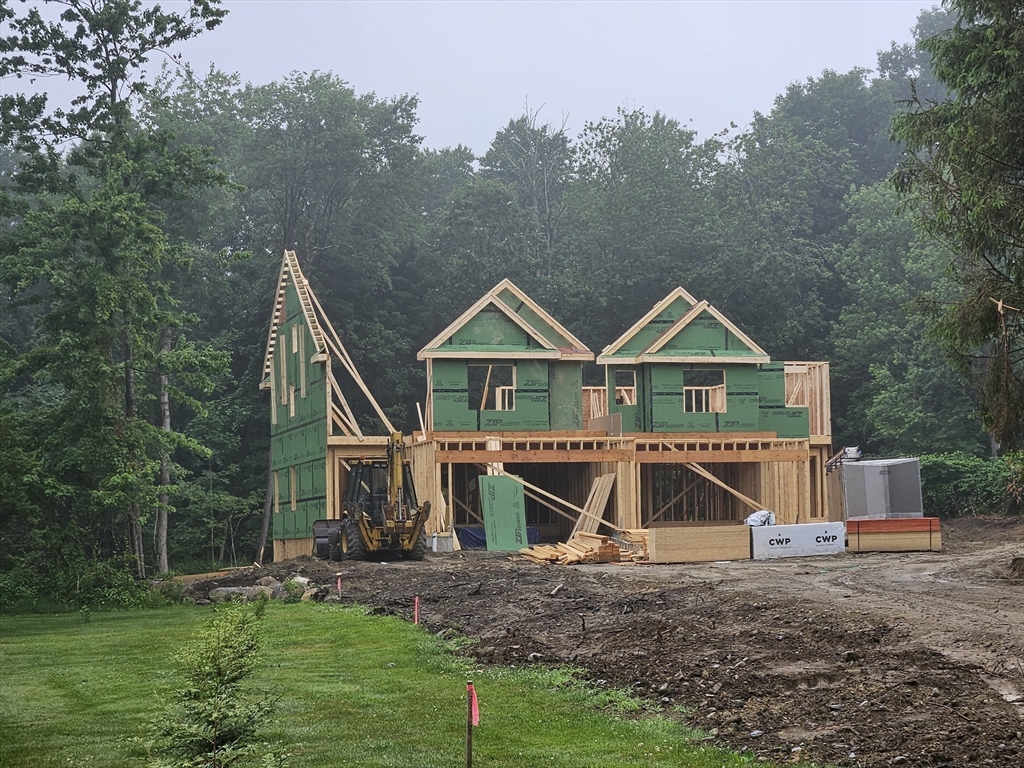 61-b Little Turnpike Road, Unit LEFT Shirley, MA 01464 - Photo 11 of 12 Gallery Image 11